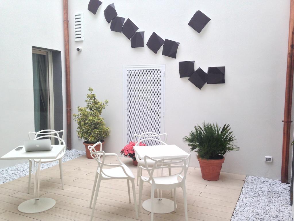 Borgoleoni 18 - Room And Breakfast Феррара Екстер'єр фото